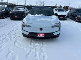 Volvo EX30 Ultra| Sunroof | Heated Seats | Keyless, снимка 5