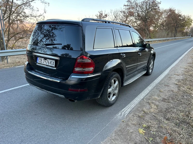 Mercedes-Benz GL 420 4.2CDI 4 MATIC, снимка 4 - Автомобили и джипове - 48096509