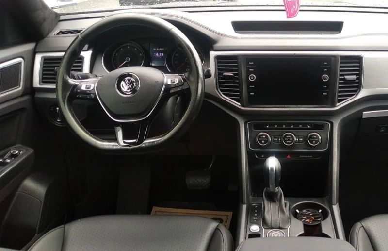 VW Atlas, снимка 15 - Автомобили и джипове - 52290341