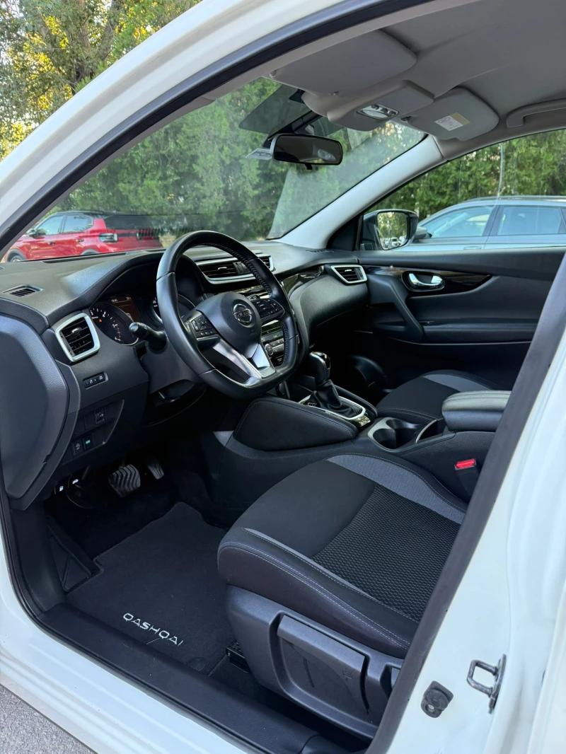 Nissan Qashqai 1.5 DCI ОмниКар като нова, снимка 7 - Автомобили и джипове - 50964588