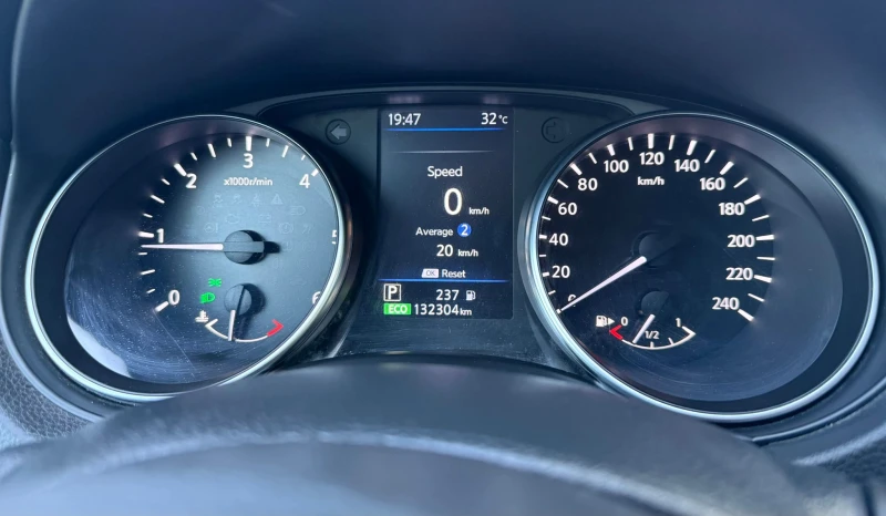 Nissan Qashqai 1.5 DCI ОмниКар като нова, снимка 10 - Автомобили и джипове - 50964588