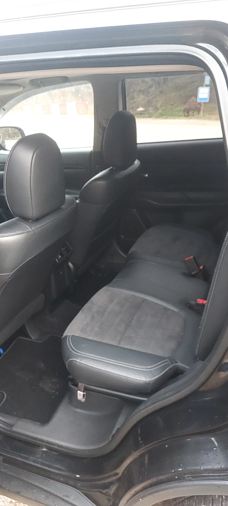 Mitsubishi Outlander AWD FACE, снимка 9 - Автомобили и джипове - 52838649