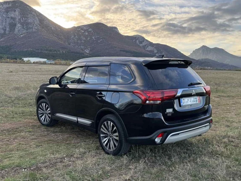 Mitsubishi Outlander AWD FACE, снимка 4 - Автомобили и джипове - 52838649