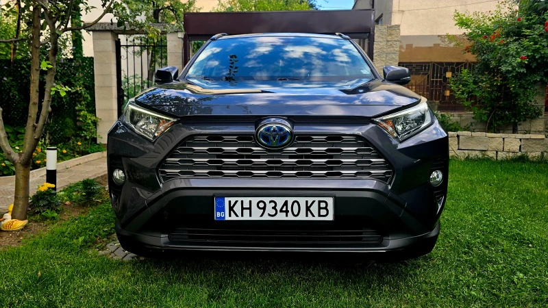 Toyota Rav4 4x4 hybrid FULL LED LASER 222HP, снимка 13 - Автомобили и джипове - 52938690