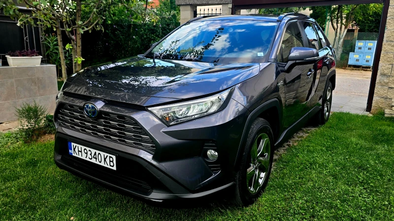 Toyota Rav4 4x4 hybrid FULL LED LASER 222HP, снимка 2 - Автомобили и джипове - 52938690