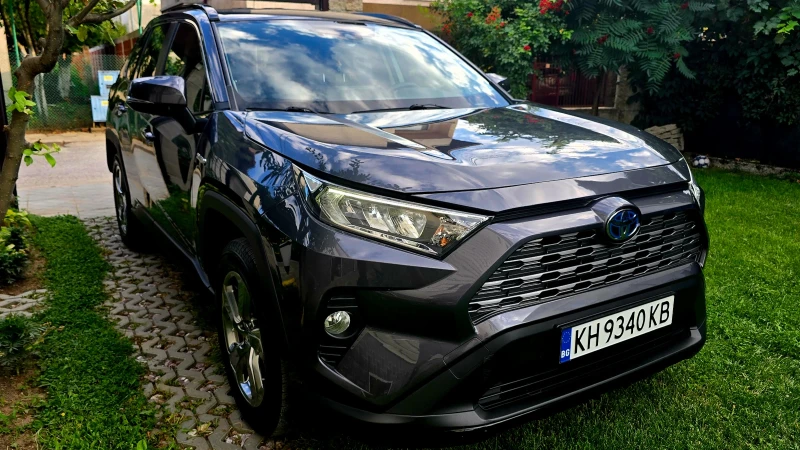 Toyota Rav4 4x4 hybrid FULL LED LASER 222HP, снимка 3 - Автомобили и джипове - 52938690