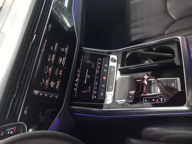 Audi Q8, снимка 4 - Автомобили и джипове - 53189028