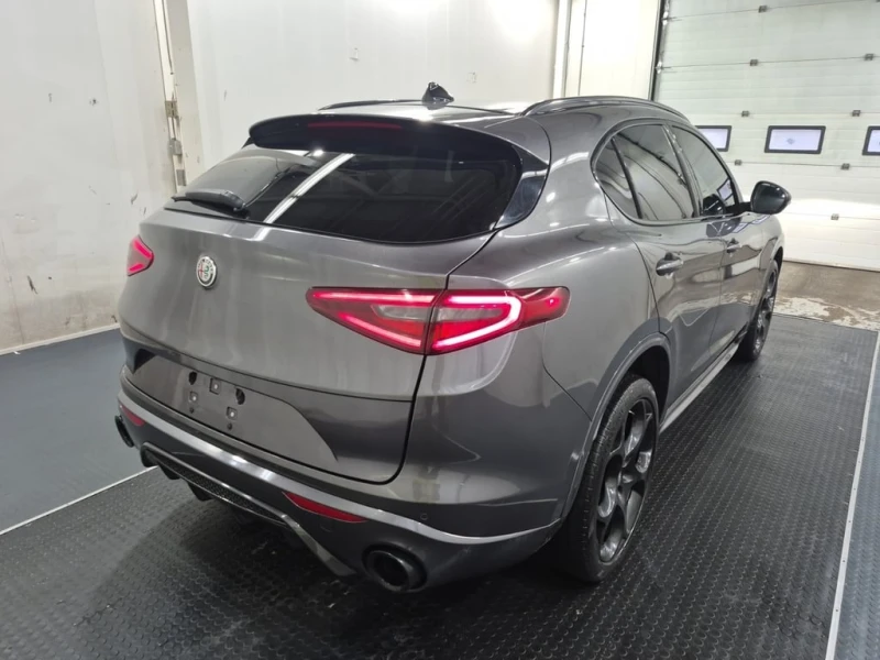Alfa Romeo Stelvio * VELOCE * CARFAX * БЕЗ ПЪРВОНАЧАЛНА ВНОСКА, снимка 3 - Автомобили и джипове - 53253541