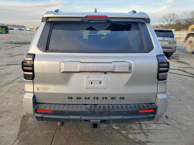 Toyota 4runner 2.4l Sr5, снимка 6 - Автомобили и джипове - 53600538