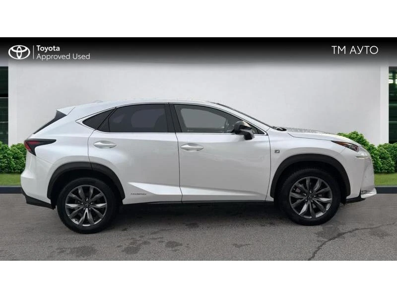 Lexus NX 300h AWD F Sport, снимка 17 - Автомобили и джипове - 48613158