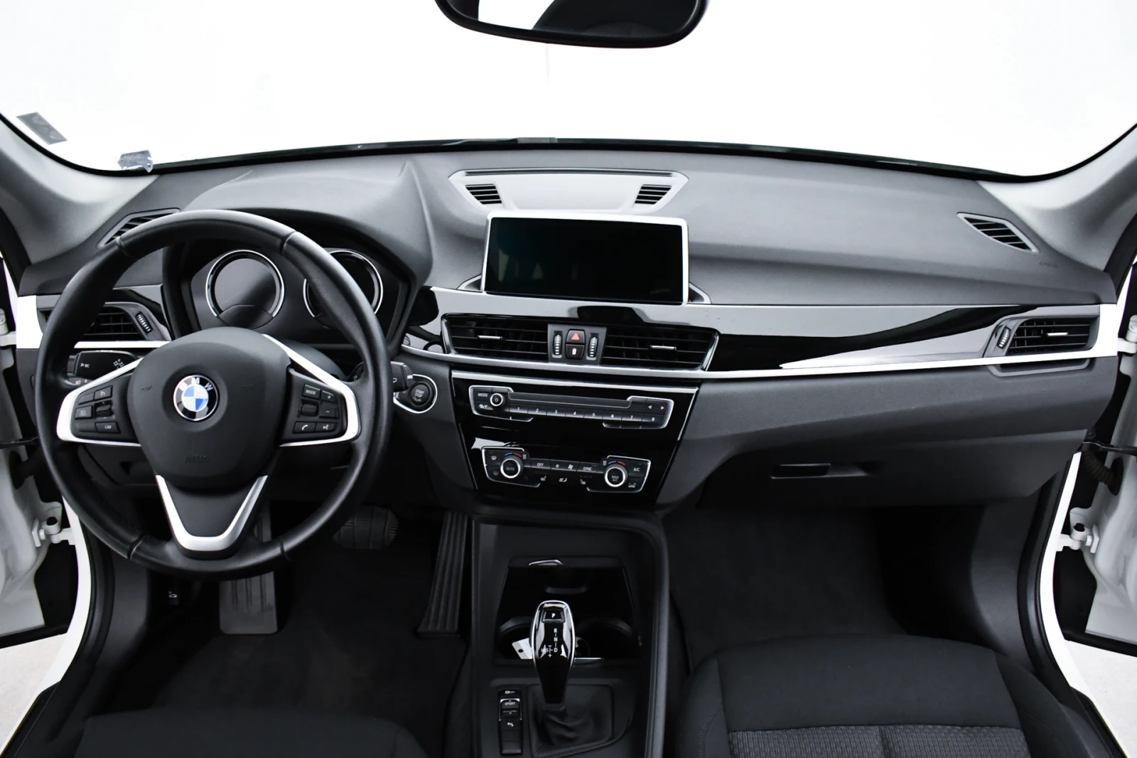 BMW X1 sDrive18i | Mobile.bg   11