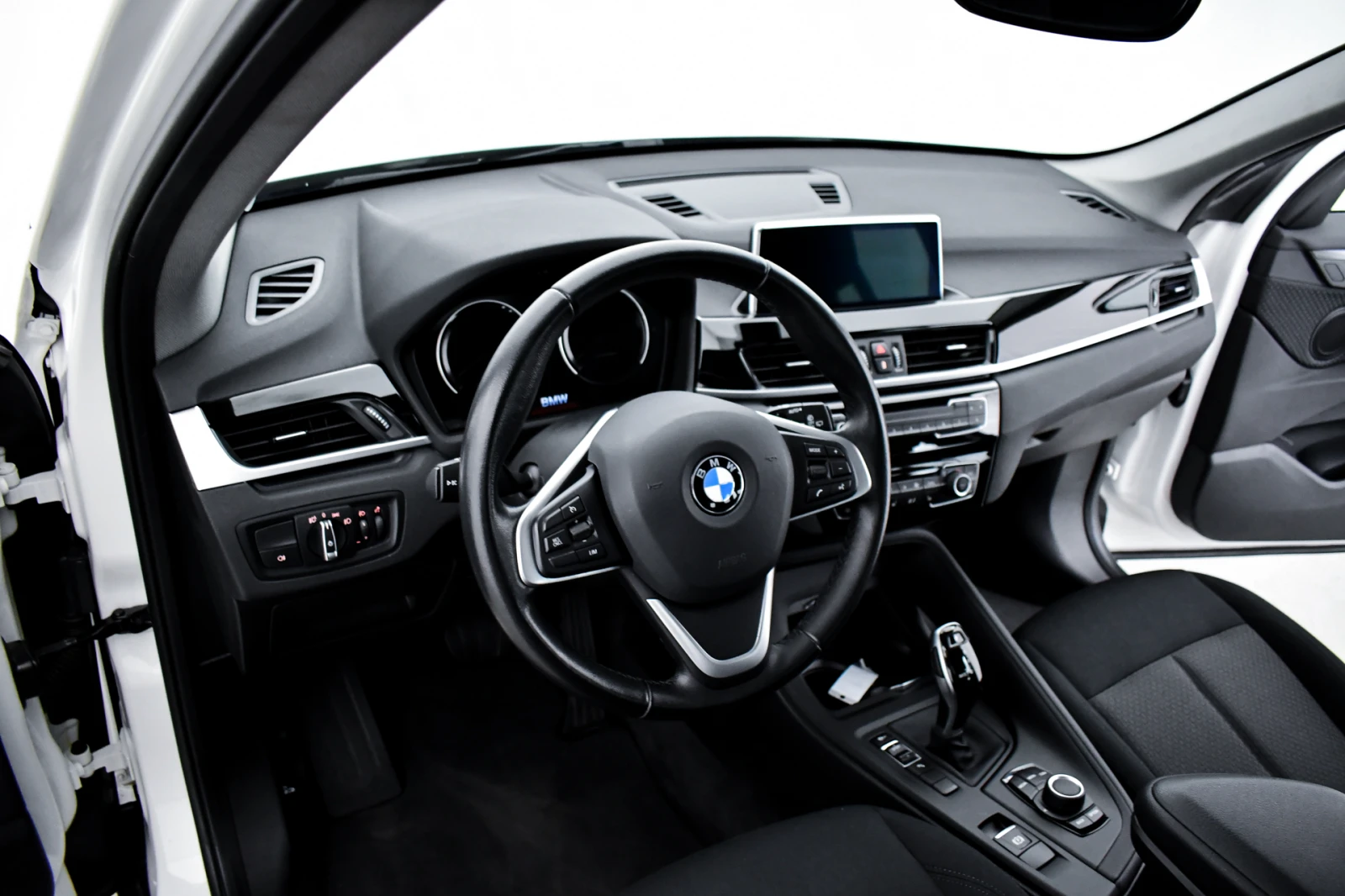 BMW X1 sDrive18i | Mobile.bg   12