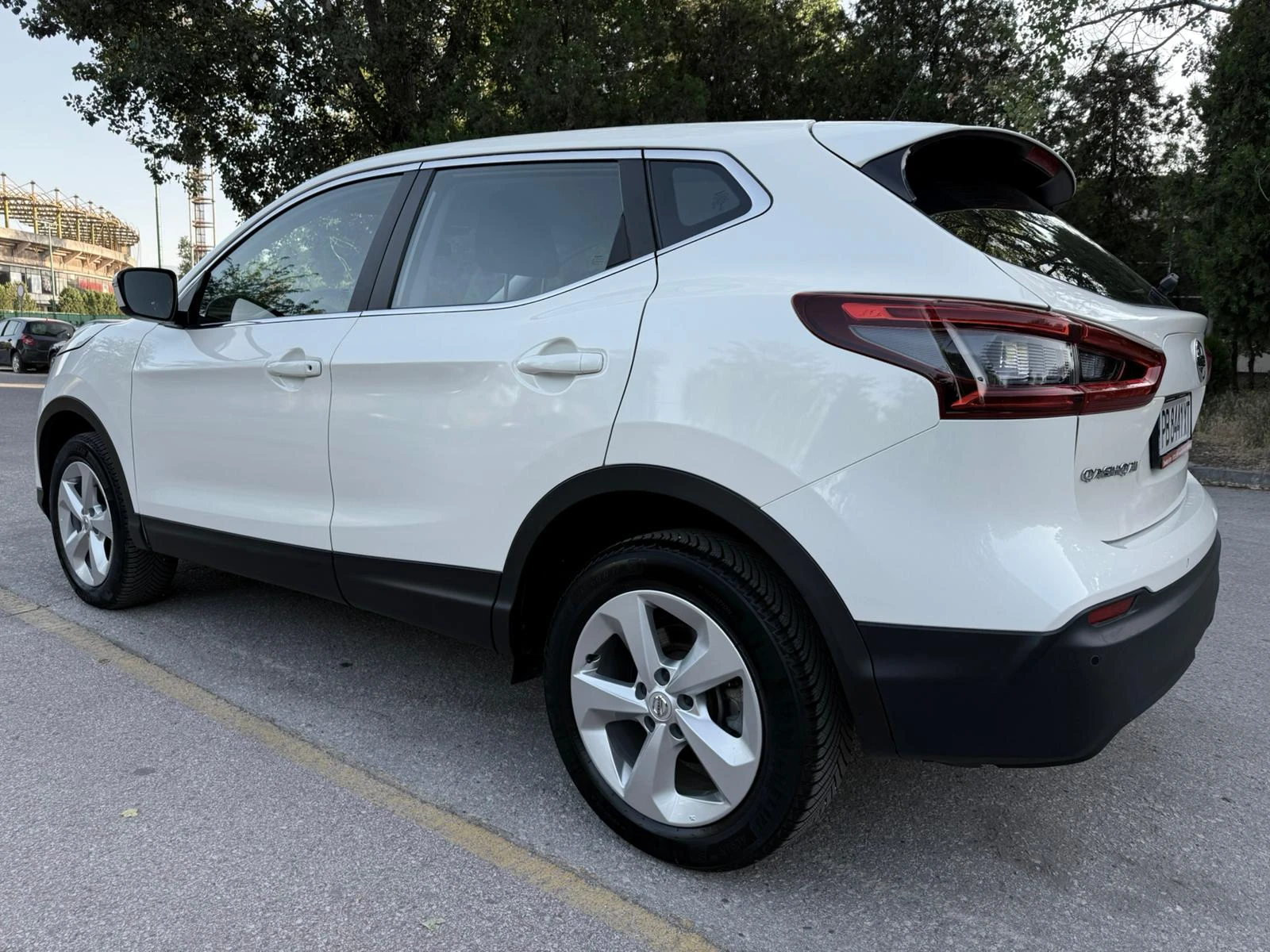 Nissan Qashqai 1.5 DCI ОмниКар като нова - изображение 4