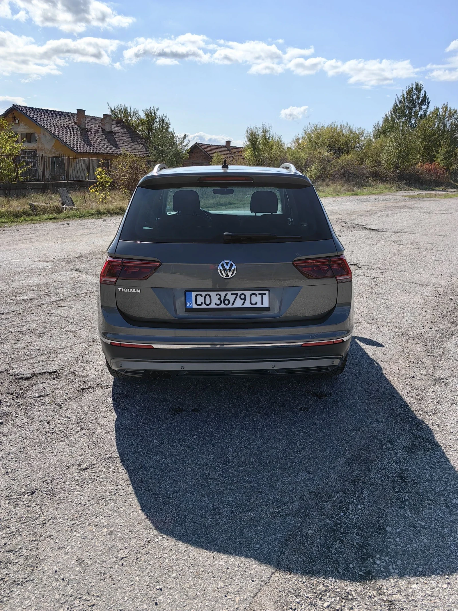 VW Tiguan Highline, full led matrix, Ambient lighting, снимка 3 - Автомобили и джипове - 54444854