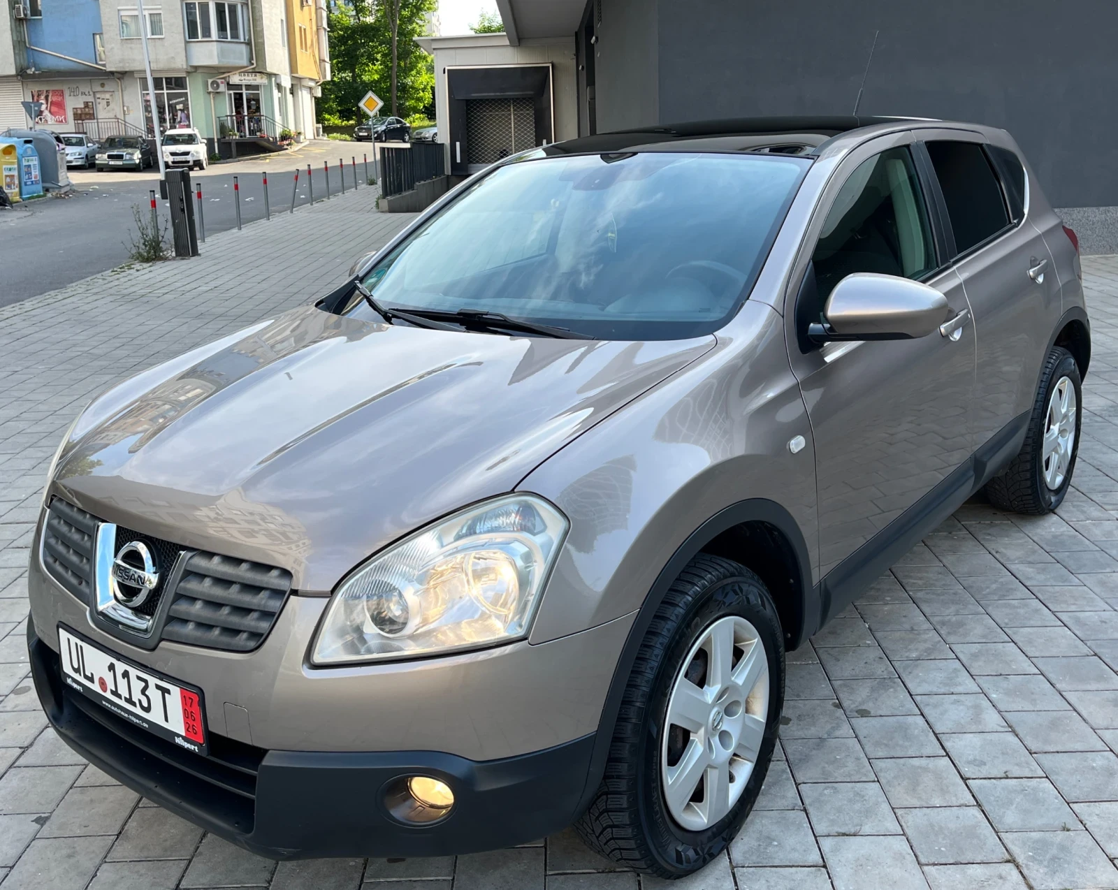Nissan Qashqai 2.0D/150/4X4/2008/Г, снимка 10 - Автомобили и джипове - 54803899