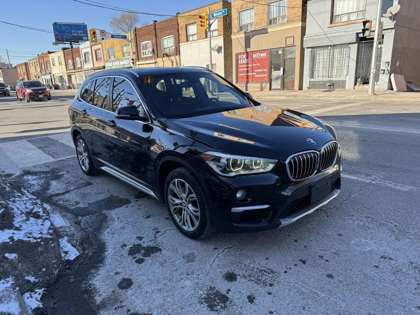 BMW X1 HeadUp * Pano * АвтоКредит * (ЦЕНА ДО БГ), снимка 3 - Автомобили и джипове - 54946390