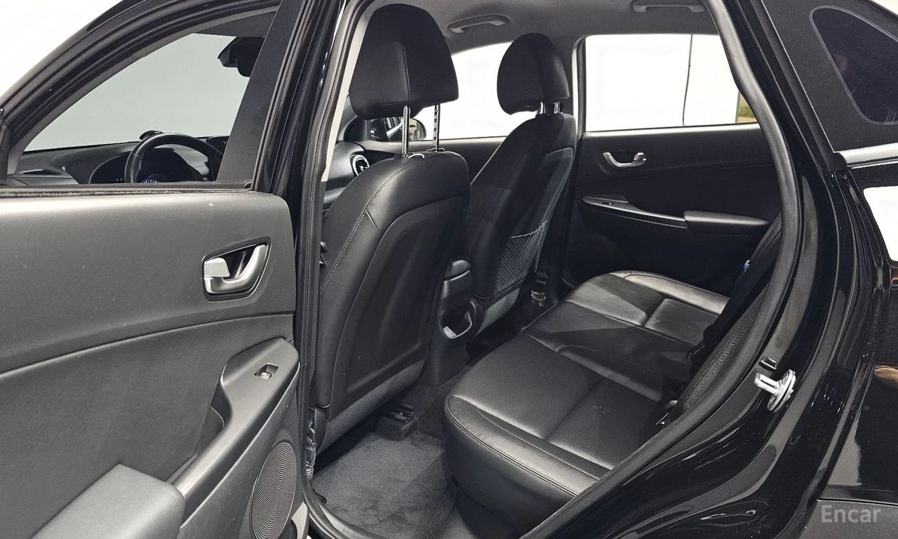 Hyundai Kona 1.6T* LANE ASSIST* ПОДГРЕВ* КАМЕРА* КРАЙНА ЦЕНА, снимка 16 - Автомобили и джипове - 56211222