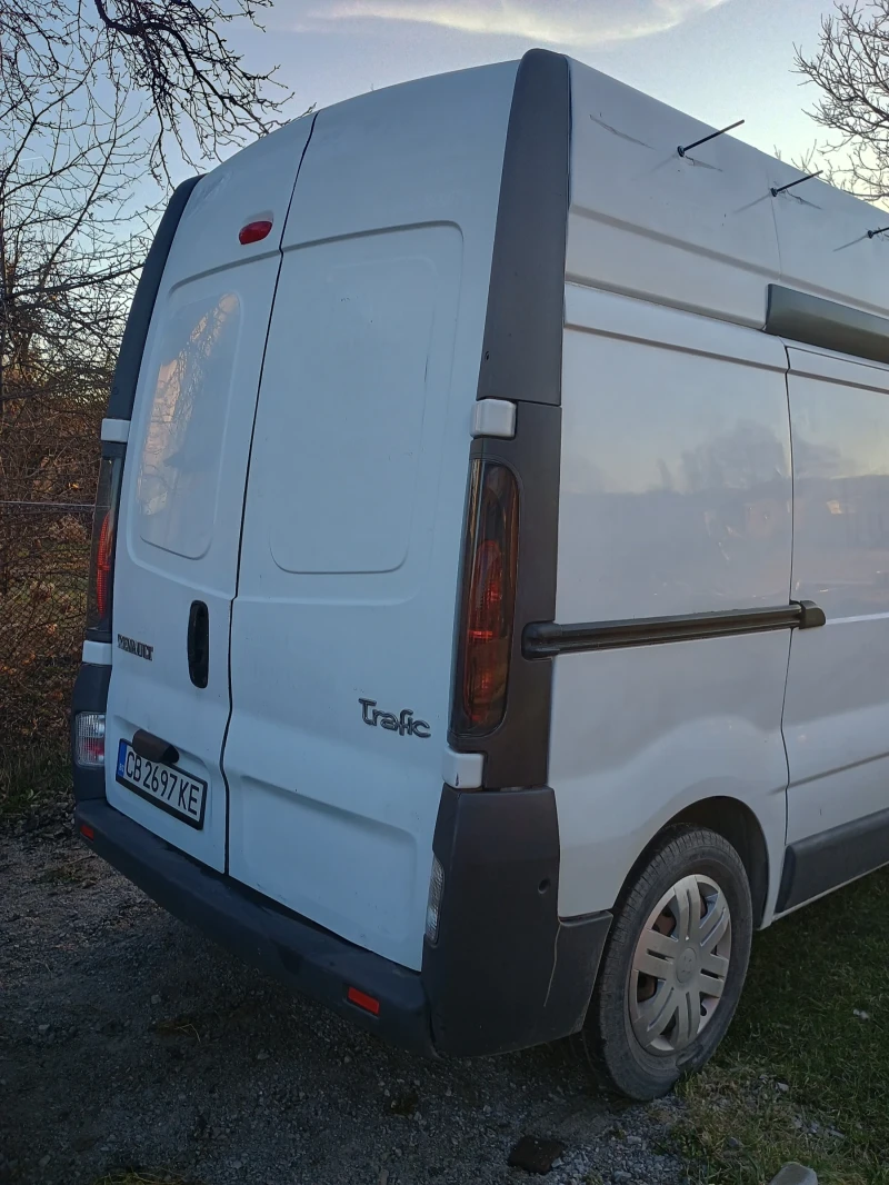 Renault Trafic 1.9, снимка 2 - Бусове и автобуси - 49392945