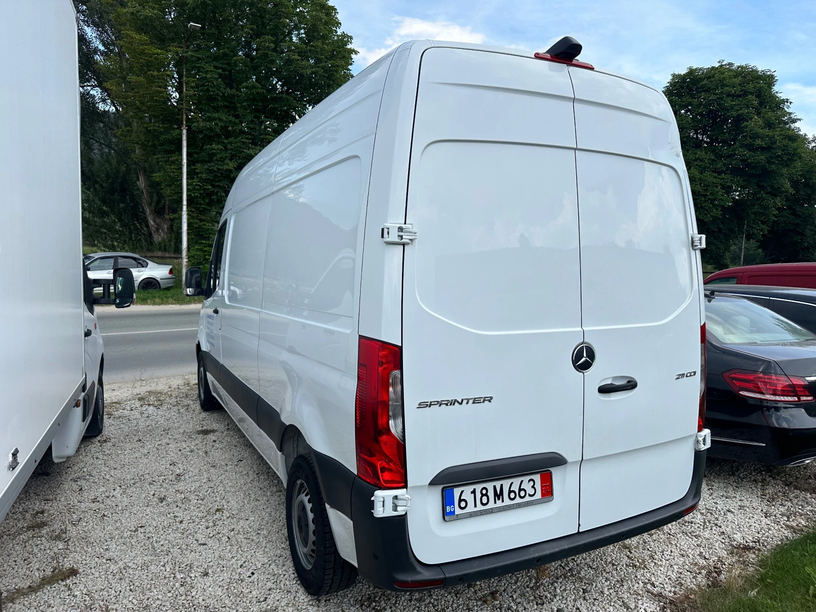 Mercedes-Benz Sprinter 211CDI 114HP FWD - изображение 6