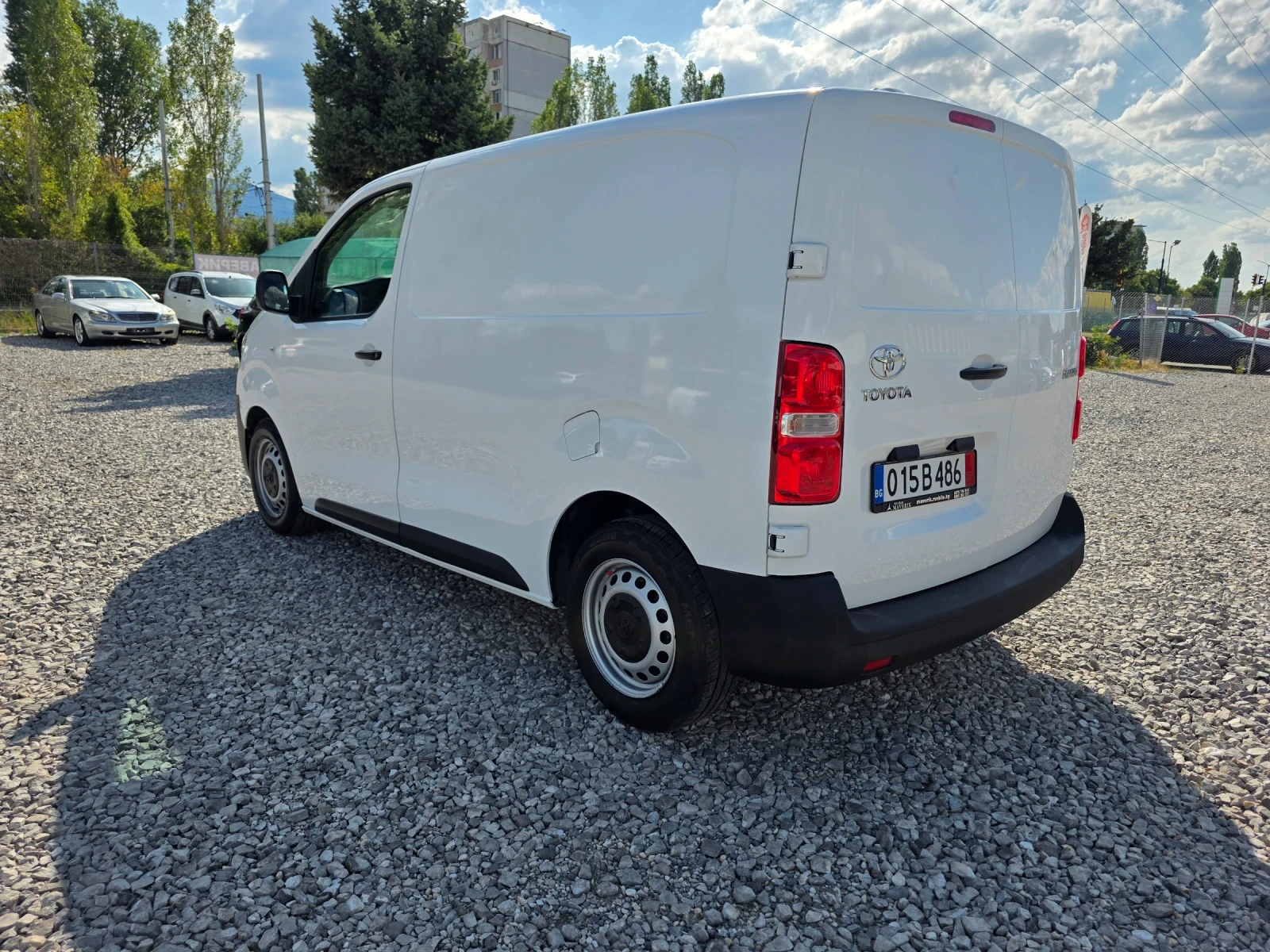 Toyota Proace 1.5D 120k.c UNIKAT ITALIA EURO 6B  - изображение 6
