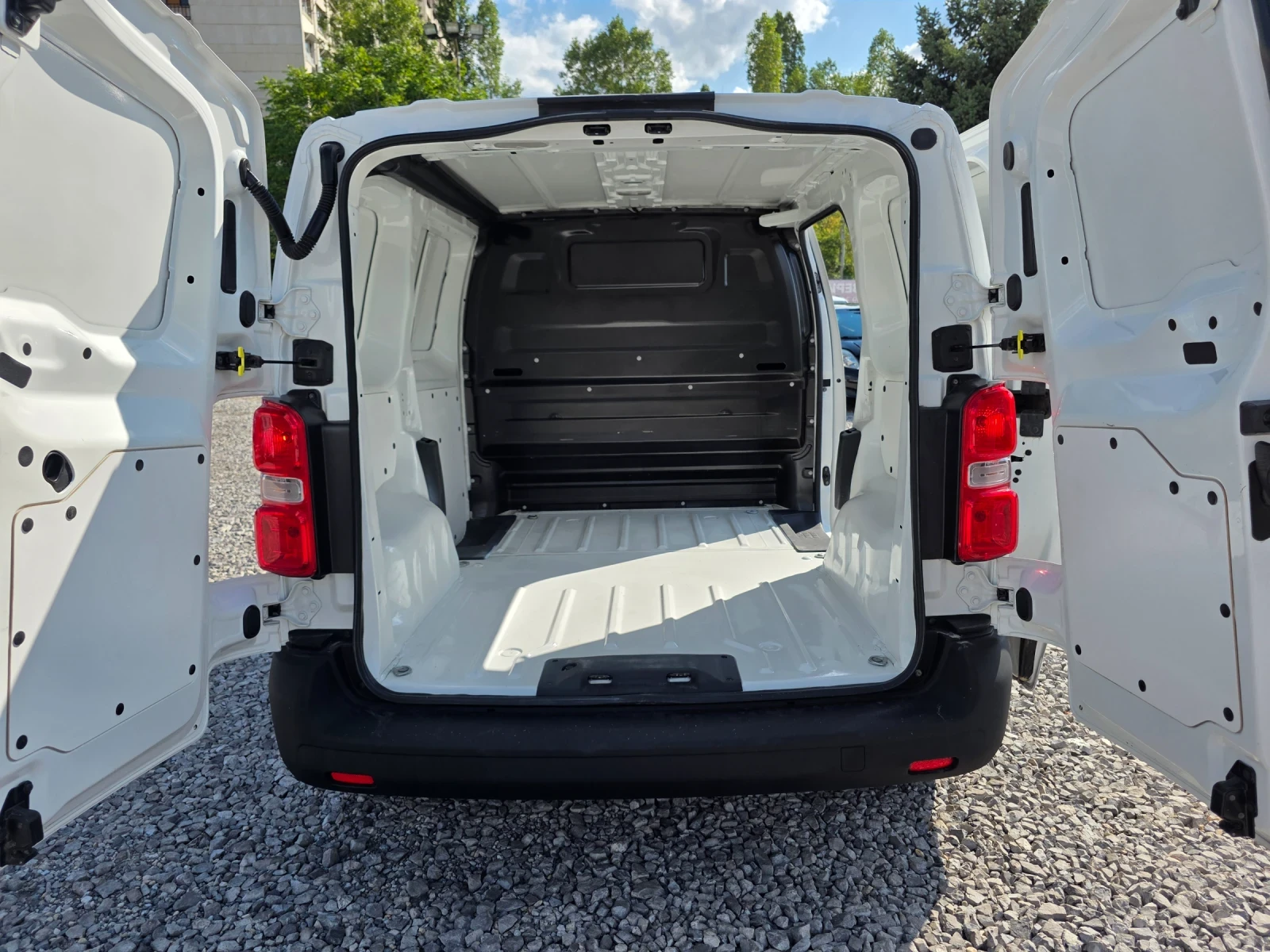 Toyota Proace 1.5D 120k.c UNIKAT ITALIA EURO 6B  | Mobile.bg   11