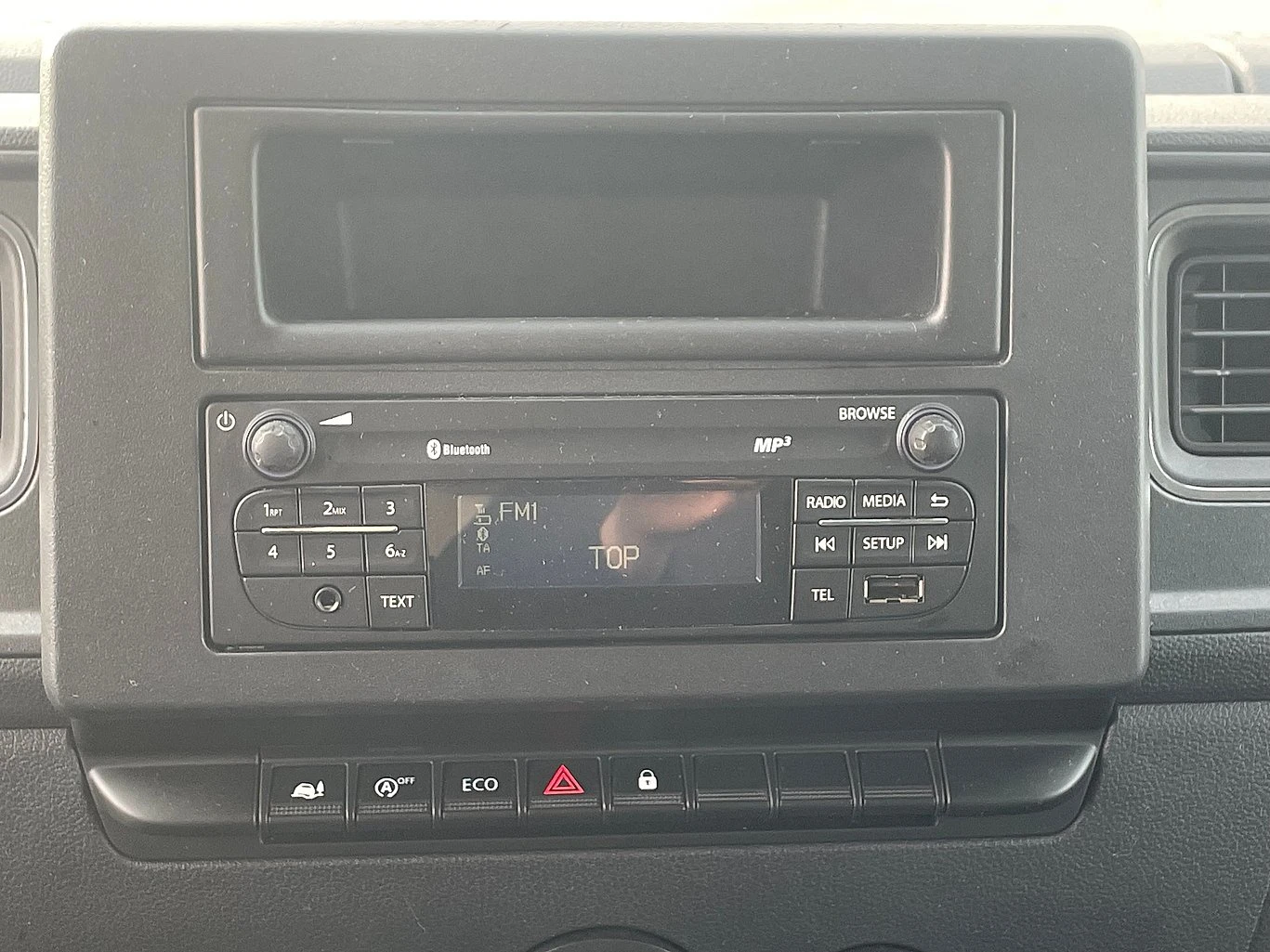 Renault Master  145.35 L2H2 AВТОВИШКА, снимка 13 - Бусове и автобуси - 53748565