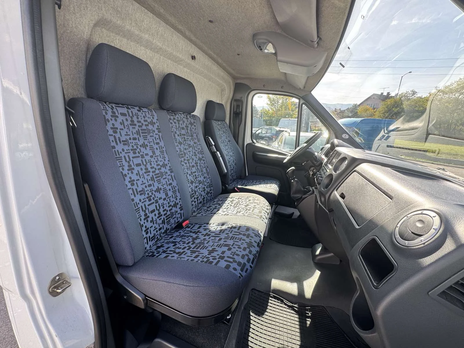 Gaz GAZelle NN 2.0 TDI, снимка 9 - Бусове и автобуси - 56598614