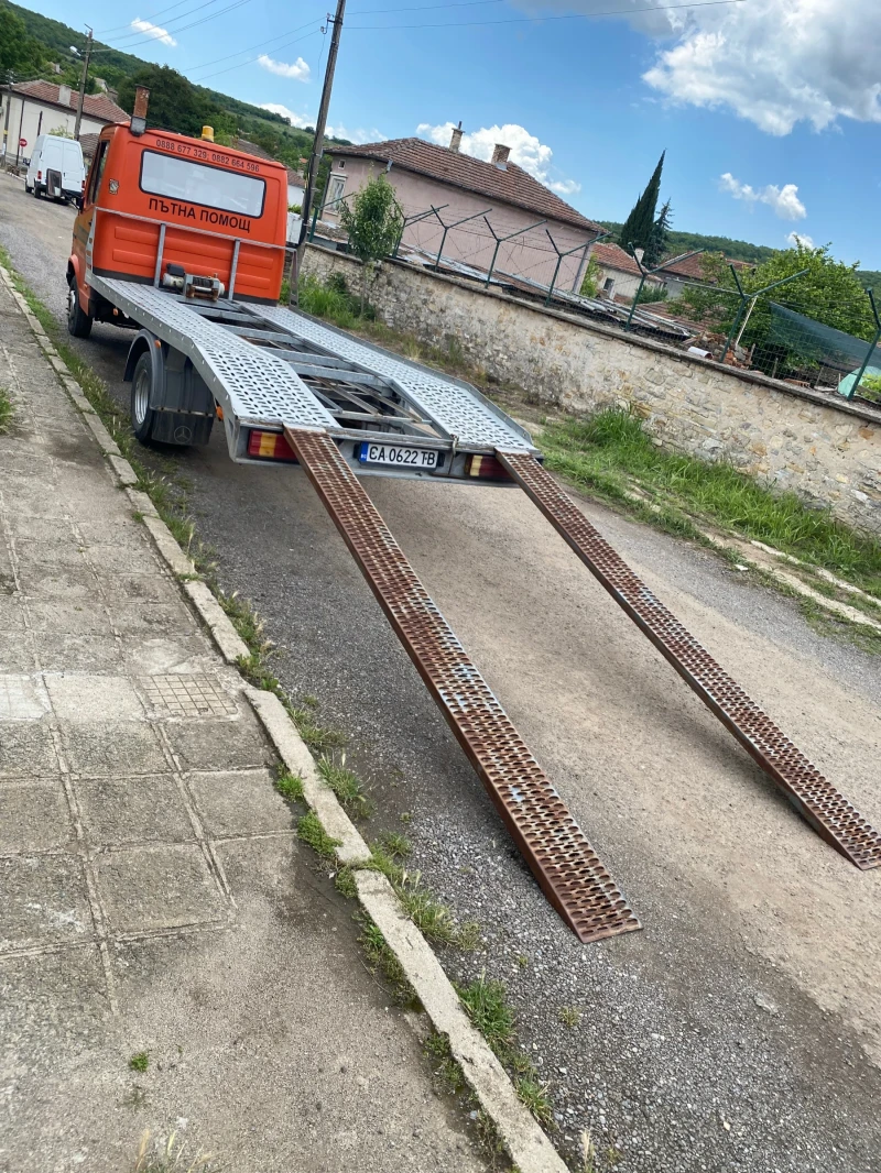 Mercedes-Benz 410 Пътна Помощ , снимка 3 - Камиони - 51701788