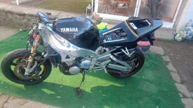 Yamaha YZF-R1  - изображение 1