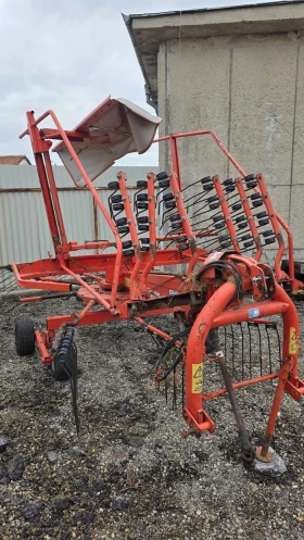 Сенообръщачка KUHN Ga4521gm, снимка 4