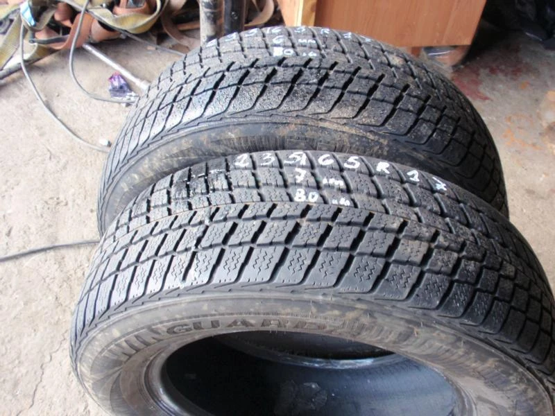 Гуми Всесезонни 235/65R17, снимка 5 - Гуми и джанти - 6288506