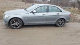 Mercedes-Benz C 220 2.2, снимка 3