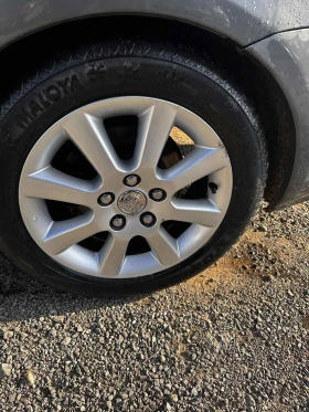 Toyota Avensis  2.2 D-CAT (177 к.с.) НА ЧАСТИ, снимка 6