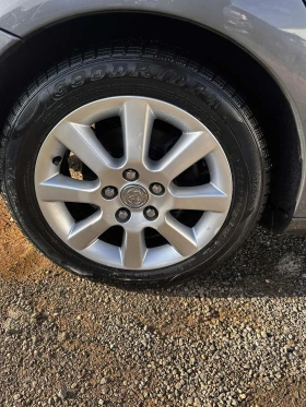Toyota Avensis  2.2 D-CAT (177 к.с.) НА ЧАСТИ, снимка 9