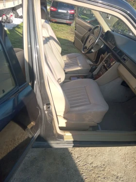 Mercedes-Benz 124 200 E, снимка 9