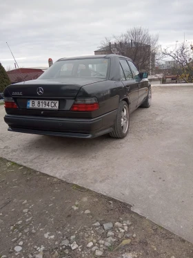 Mercedes-Benz 124 200 E, снимка 3