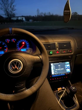 VW Golf | Mobile.bg    7