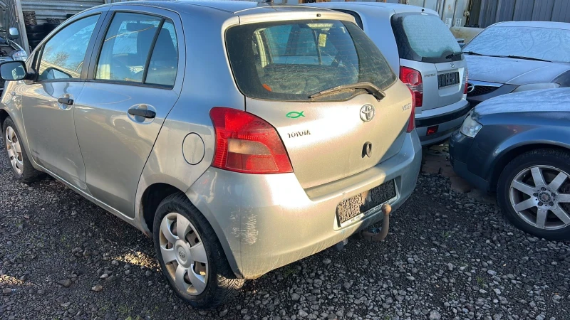 Toyota Yaris, снимка 4 - Автомобили и джипове - 48298763