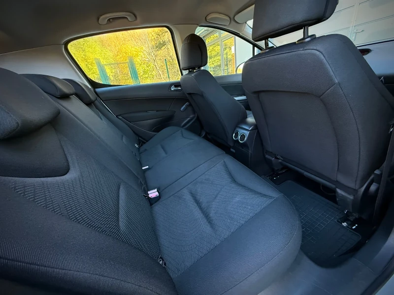 Peugeot 308 1.4i , снимка 9 - Автомобили и джипове - 52220033