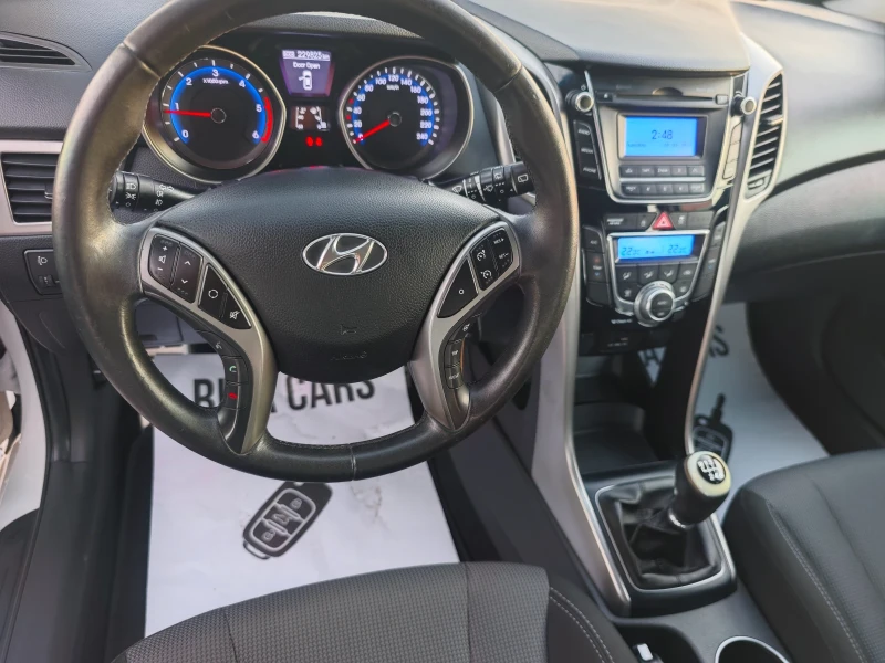 Hyundai I30 1.6crdi , снимка 8 - Автомобили и джипове - 52404089