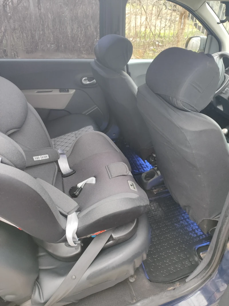 Dacia Lodgy, снимка 8 - Автомобили и джипове - 53223663