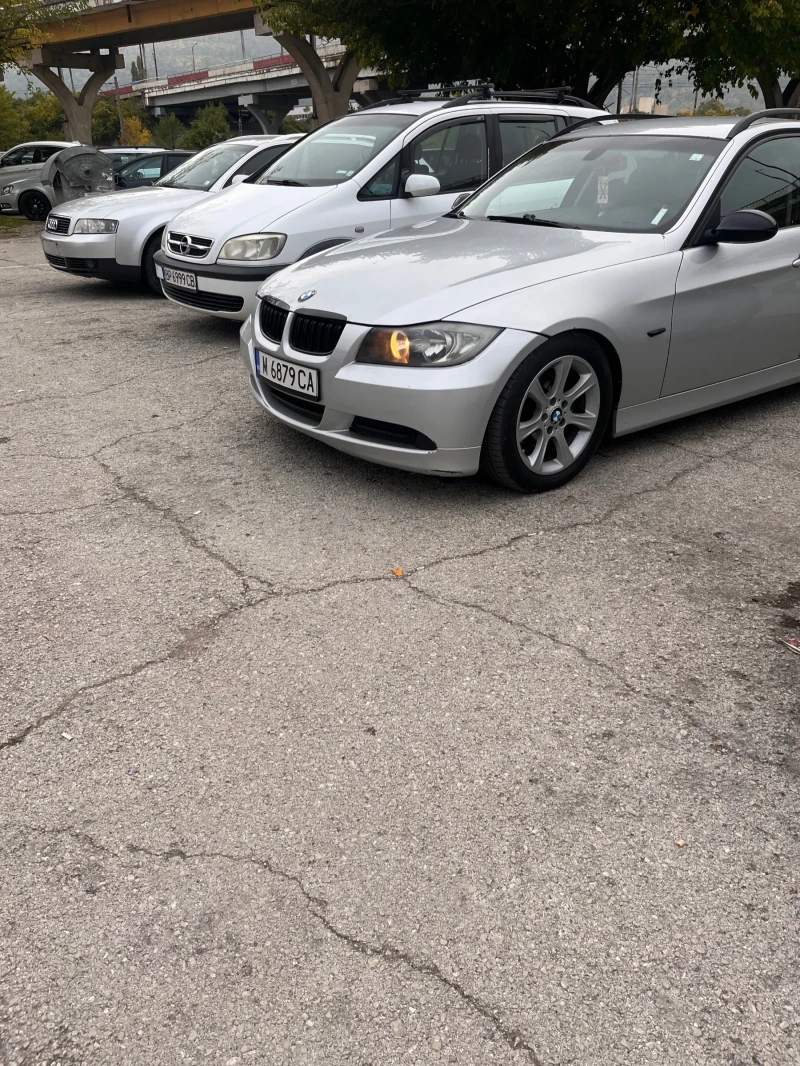 BMW 320, снимка 12 - Автомобили и джипове - 53295370