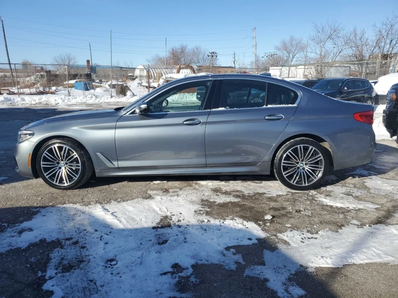 BMW 530 530i xDrive  CARFAX, снимка 2 - Автомобили и джипове - 53326230