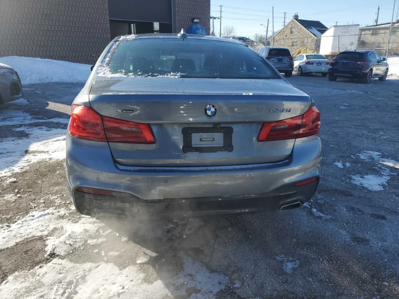 BMW 530 530i xDrive  CARFAX, снимка 4 - Автомобили и джипове - 53326230