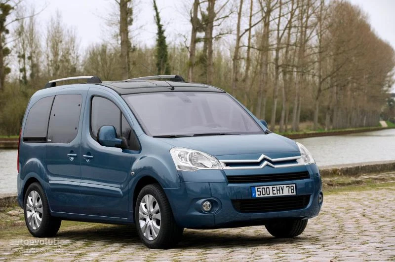 Citroen Berlingo АЕРБЕГ ВОЛАН - изображение 2