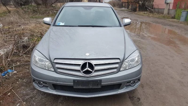 Mercedes-Benz C 220 2.2 - [1] 