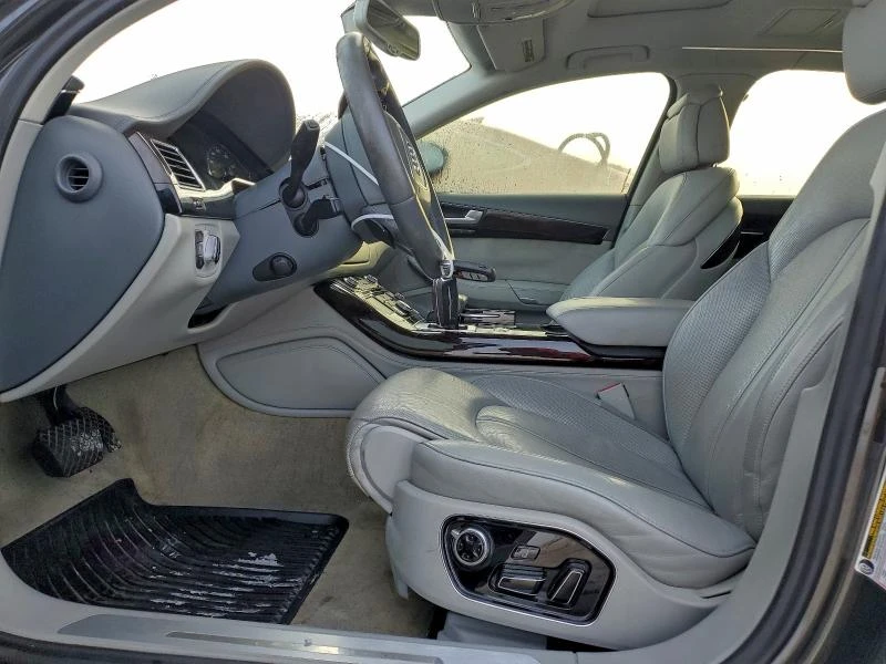 Audi A8 4.2L 8 All wheel drive, снимка 9 - Автомобили и джипове - 53166962