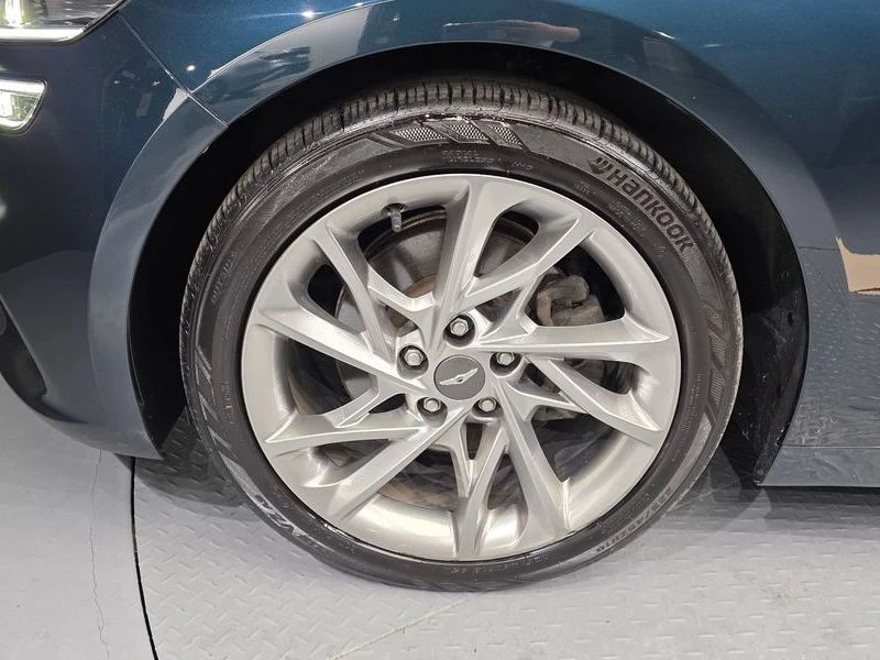 Genesis G70 2.0 Automatic, снимка 5 - Автомобили и джипове - 55598117