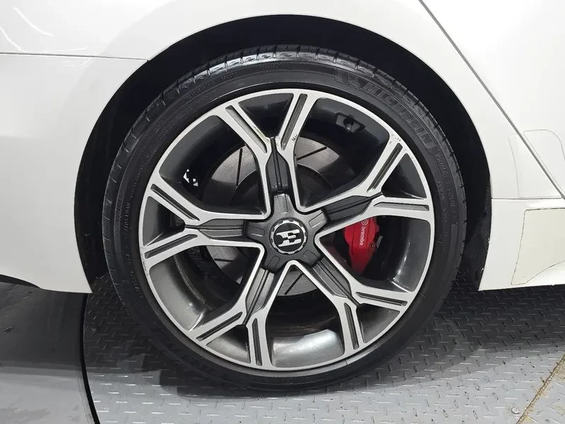 Kia Stinger 3.3 AWD GT - САМО 30% АВАНС, снимка 5 - Автомобили и джипове - 55998795