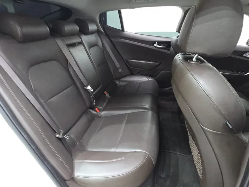 Kia Stinger 3.3 AWD GT - САМО 30% АВАНС, снимка 12 - Автомобили и джипове - 55998795